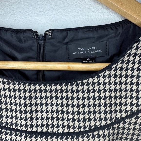 Tahari Tan Black Sleeveless Houndstooth Sheath Knee Length Dress Size 4 - Picture 2 of 4
